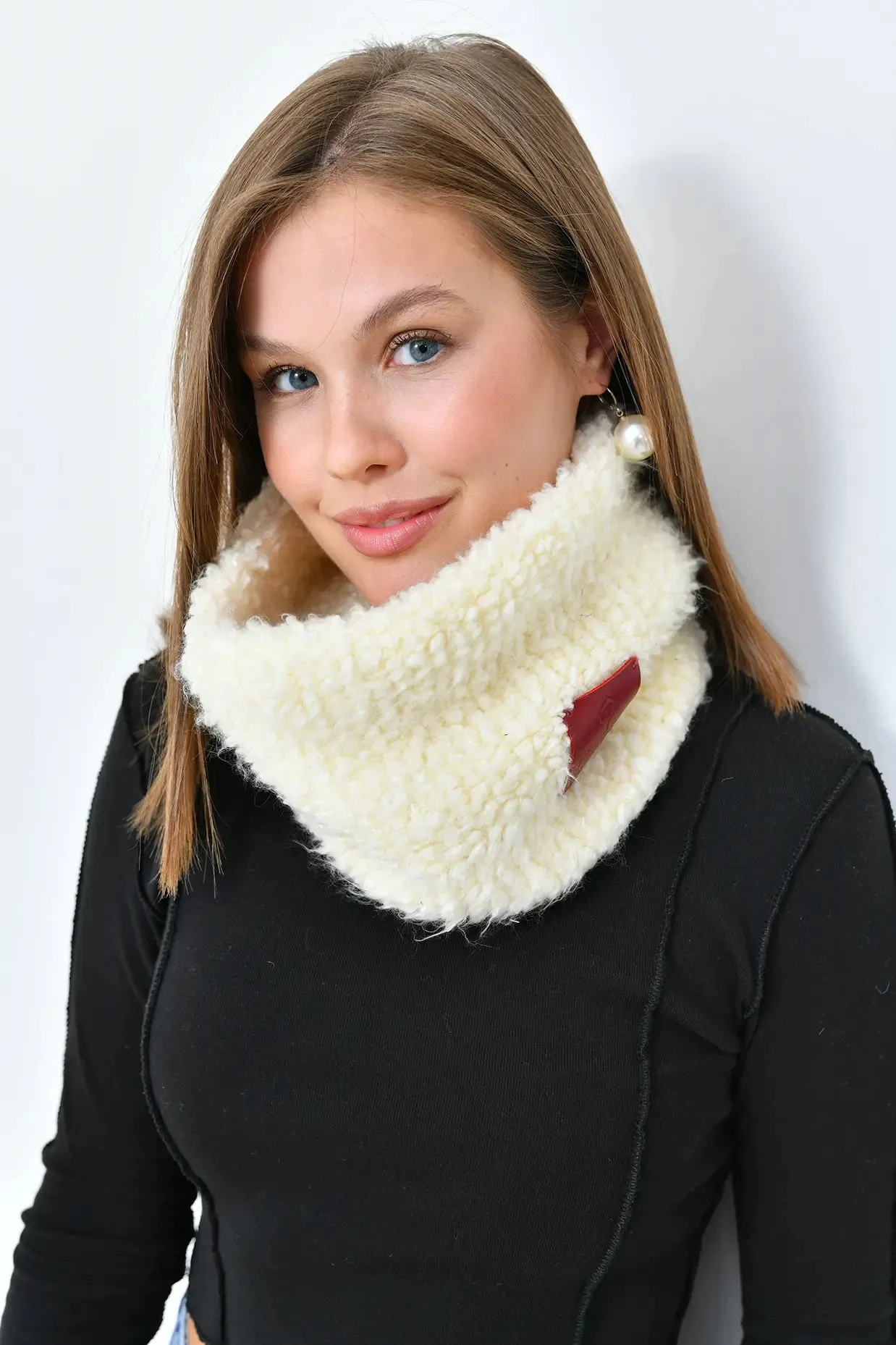 KNITTED NECK SCARF - ECRU